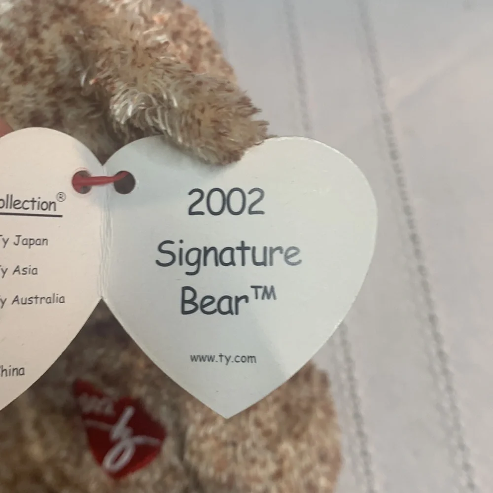 TY SIGNATURE BEANIE BABY WITH TAG NEW CONDITION!2002